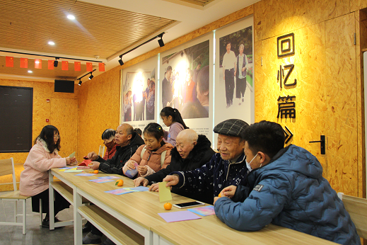 b876806631a74e02bfc4fad7f348236e.png b876806631a74e02bfc4fad7f348236e.png