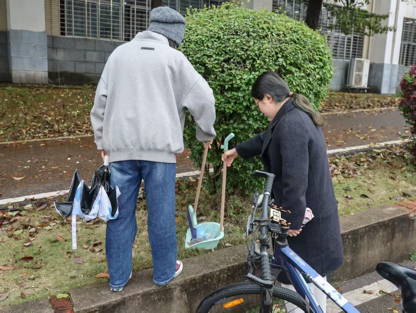 edd72aae9619448d874421ca271a882d.jpg edd72aae9619448d874421ca271a882d.jpg